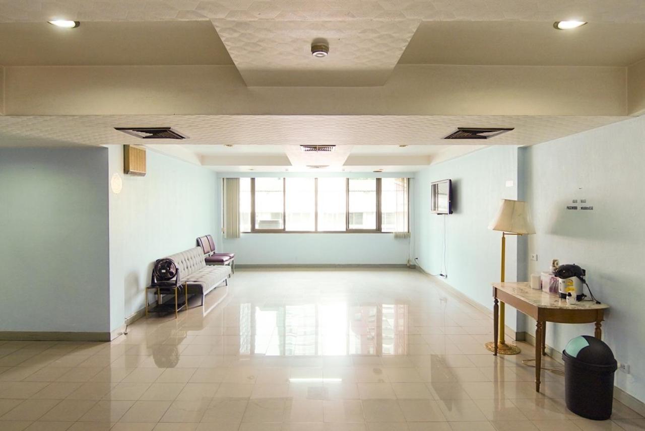 Go Inn V ชิดลม Makkasan Exterior foto
